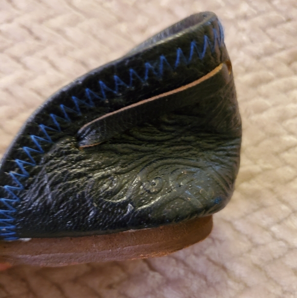 Embellished Leather Moroccan Flats with Tie-Back - Picture 6 of 8